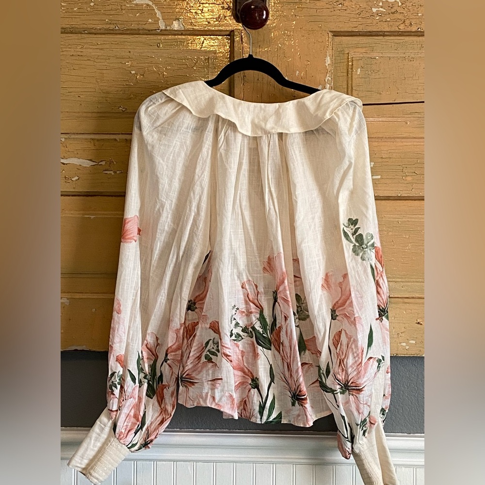Anthropologie V-Neck Floral Blouse with Cinched Cuffs - Picture 2 of 7